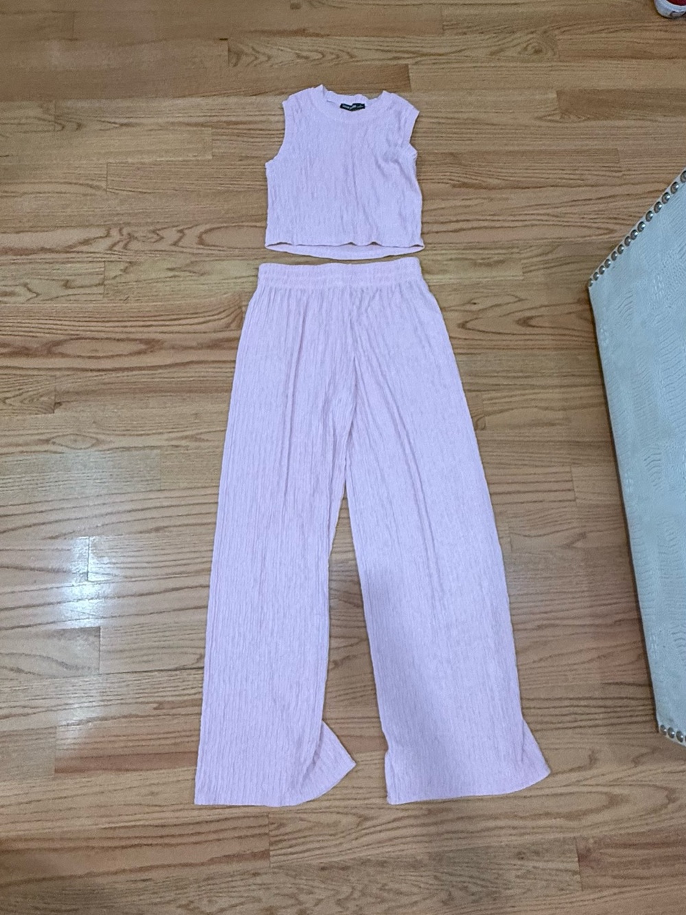 Sleeveless Pink Ribbed Wide-Leg Pants Set